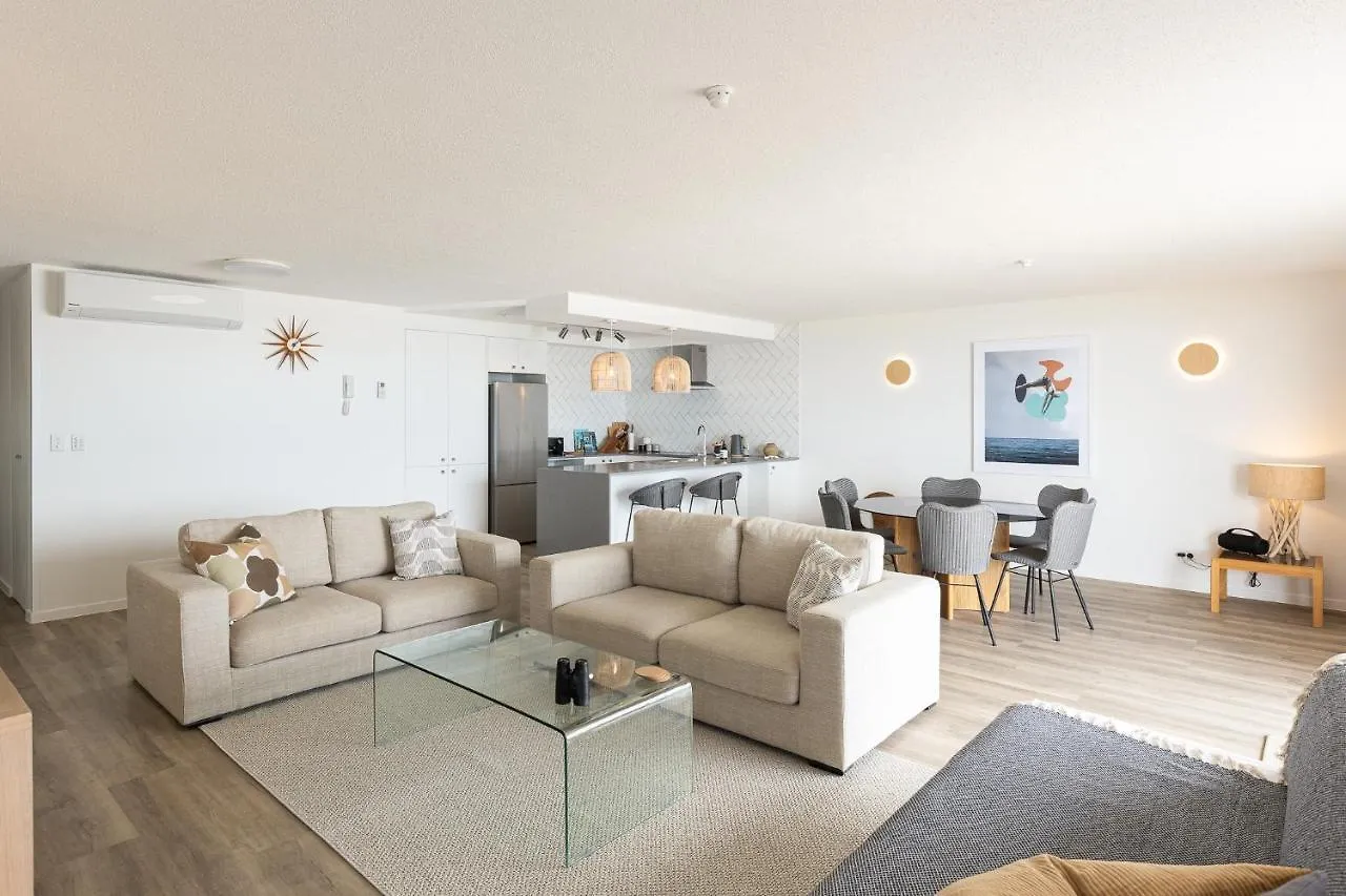 **** Aparthotel The Rocks Resort - Official Gold Coast Australia