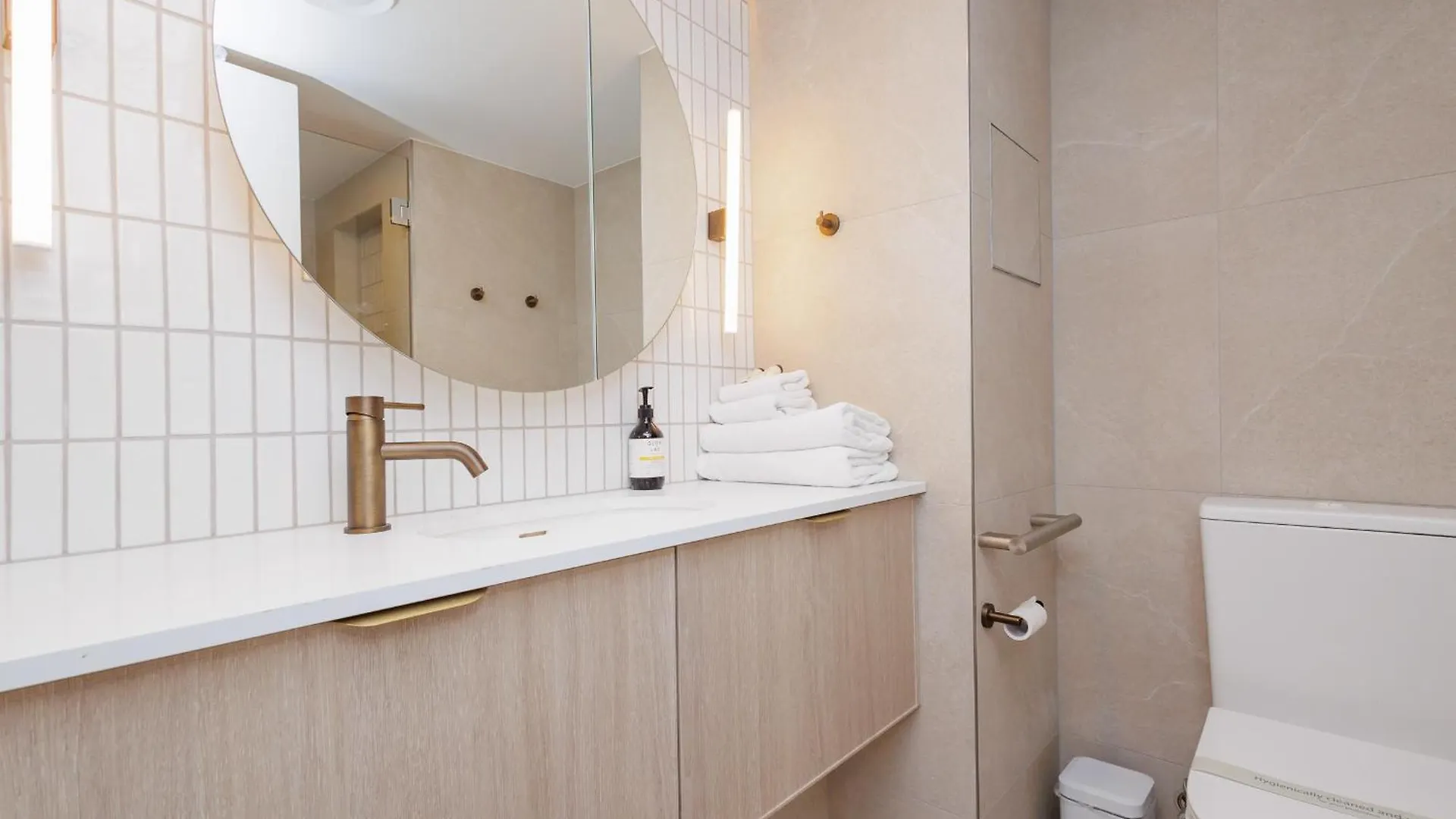 The Rocks Resort - Official Gold Coast Australia